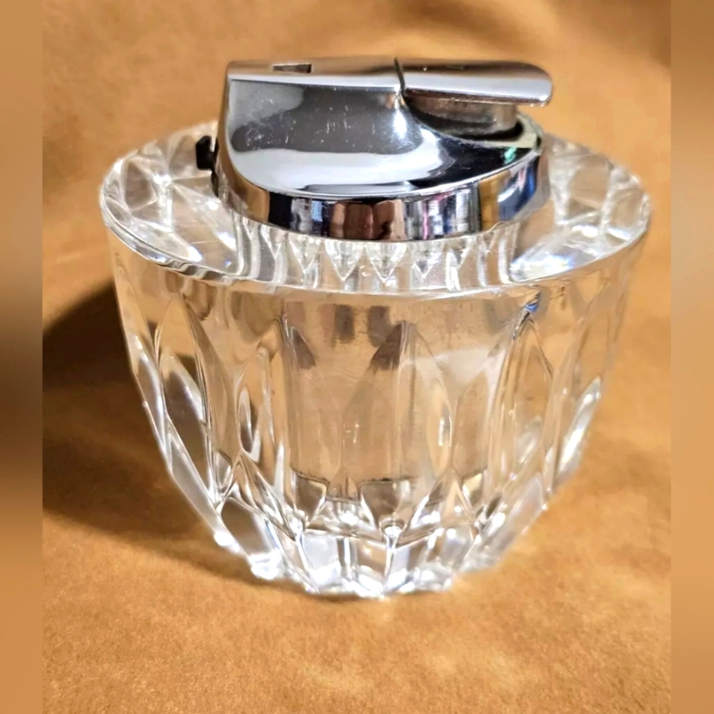 Ronson Tabletop Lighter